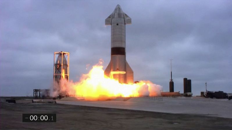 Prototyp rakety Starship má za sebou první úspěšný výškový let